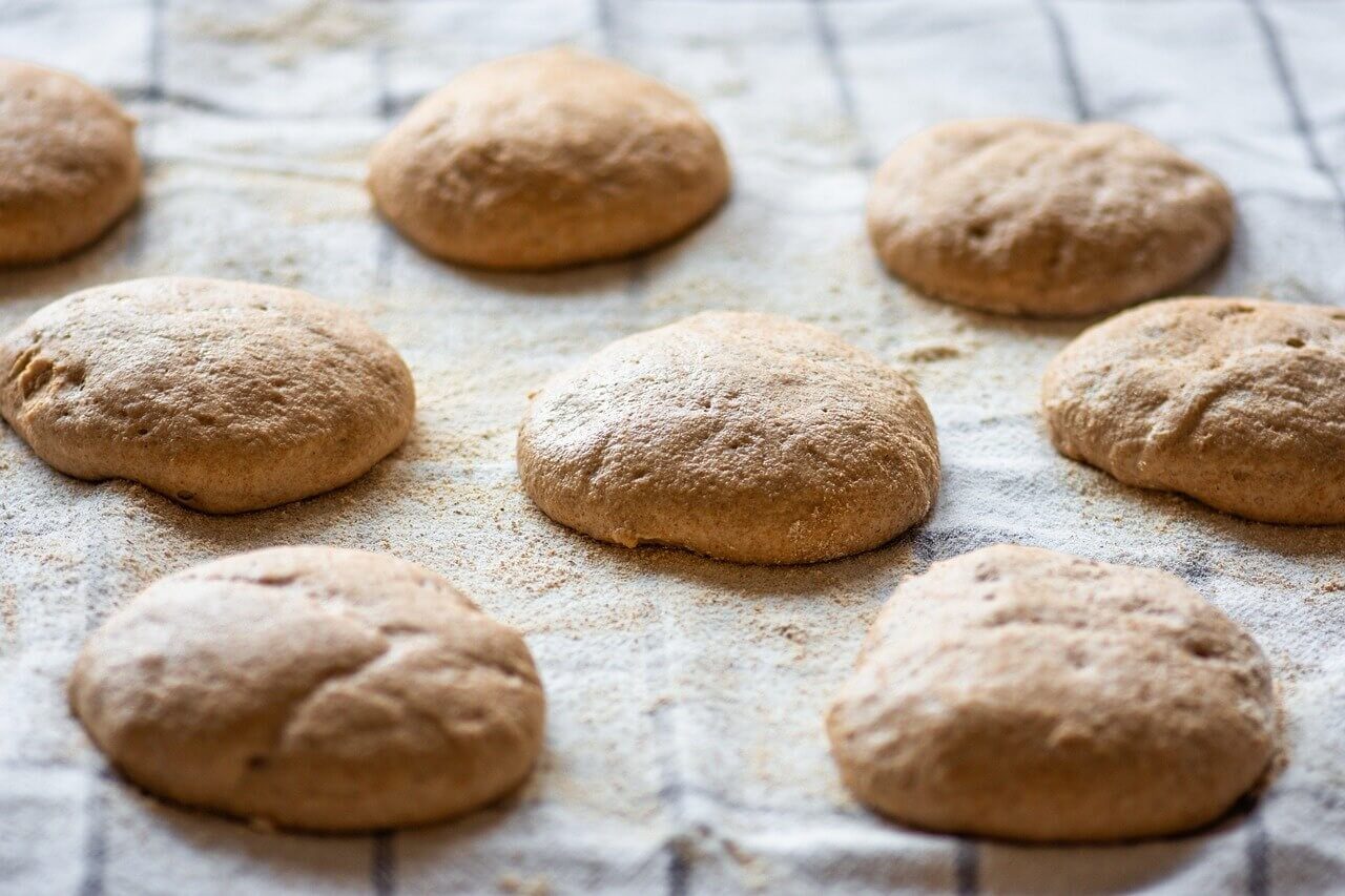 ile kalorii ma kajzerka